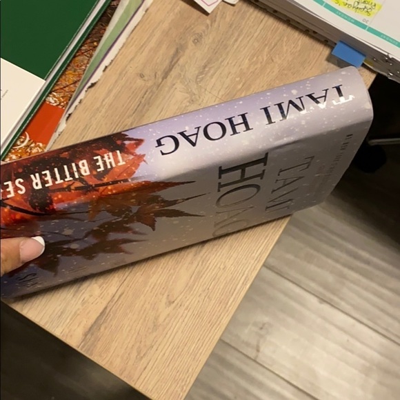 The bitter Season by Tami Hoag. New - Picture 4 of 4